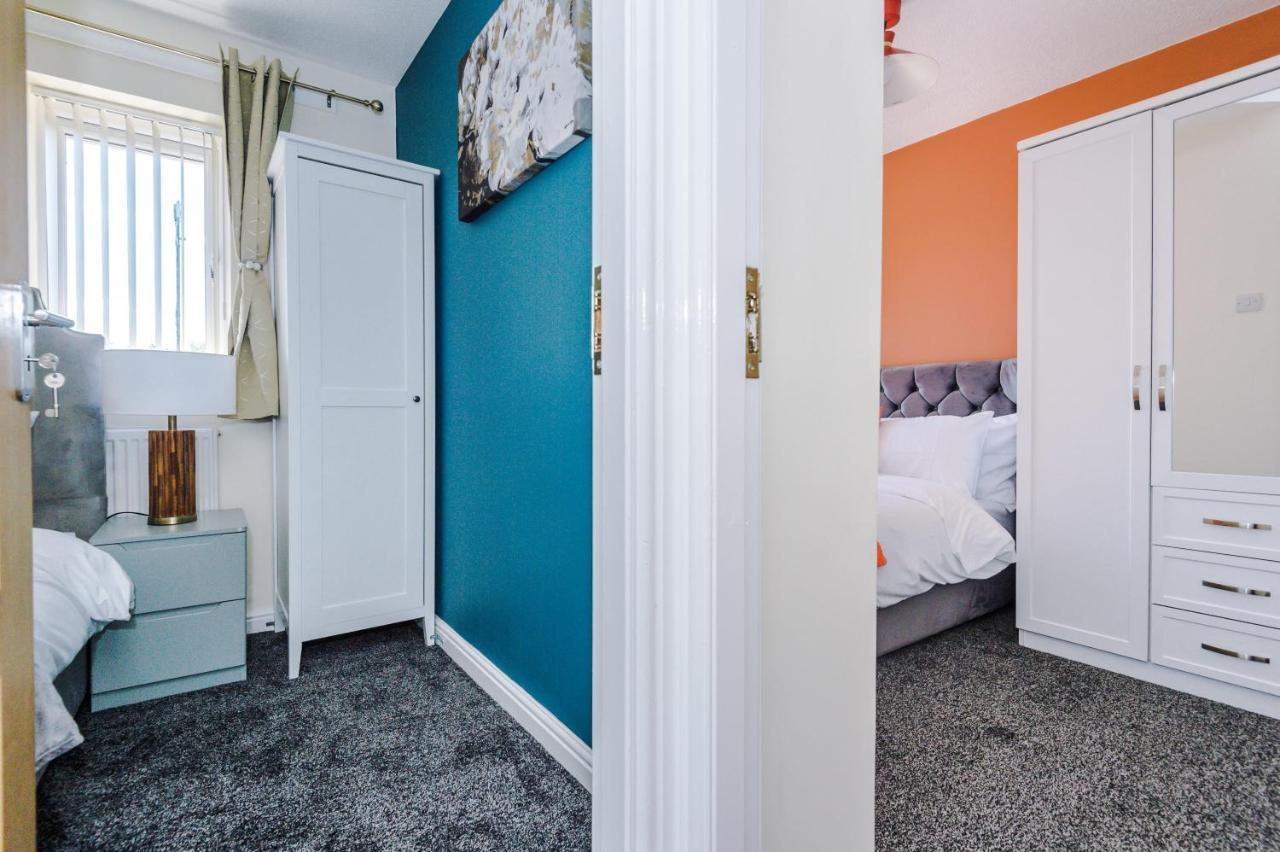 Casa de férias Stylish 4 Bedroom Close To City Centre