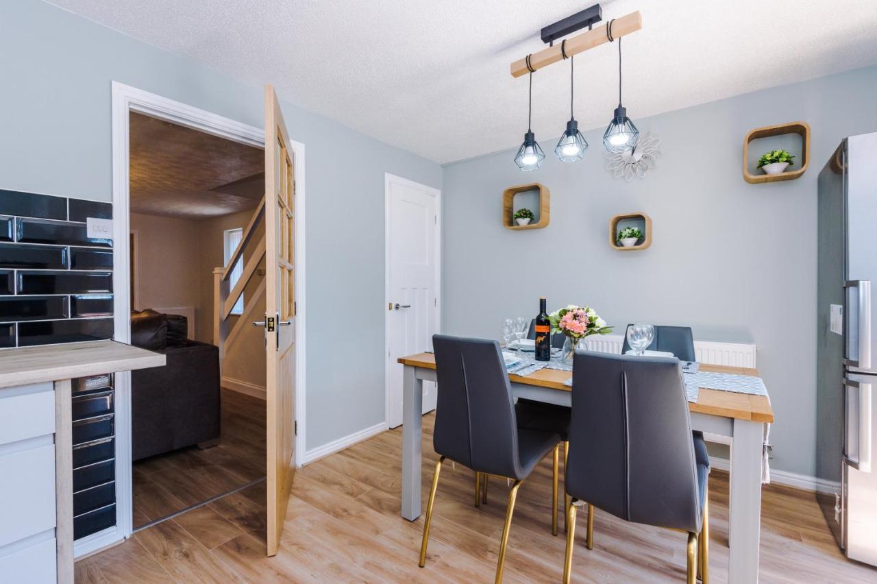 Casa de férias Stylish 4 Bedroom Close To City Centre Manchester